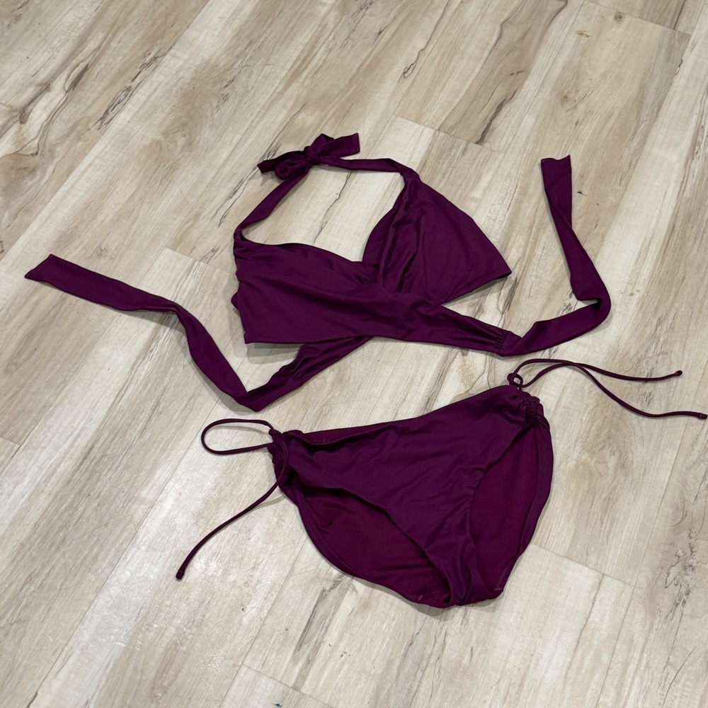 Athleta Plum Purple Wrap Halter Bikini Set 38B/C Top Medium Bottoms